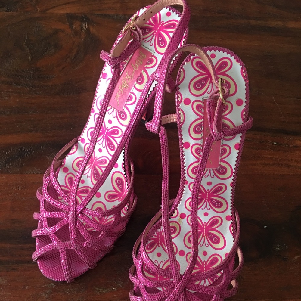 Betsy Johnson Metallic pink sandals